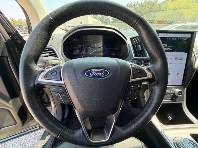 Used 2024 Ford Edge SEL AWD/4WD image 27