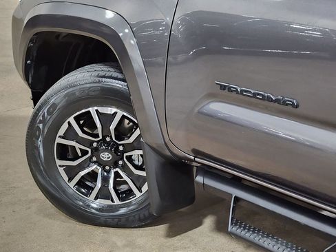 Used 2021 Toyota Tacoma TRD Sport image 23