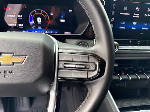 Used 2024 Chevrolet Colorado LT image 29