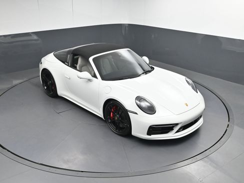 Certified 2024 Porsche 911 Targa 4 GTS image 44