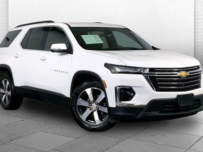 Used 2023 Chevrolet Traverse LT w/ LT Premium Package