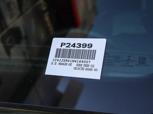 Used 2022 Jeep Wrangler Unlimited Sahara image 28