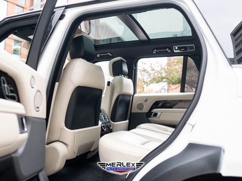 Used 2018 Land Rover Range Rover Supercharged image 21