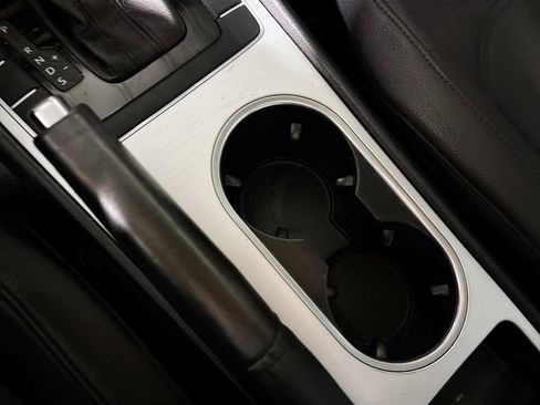 Used 2013 Volkswagen Passat TDI SE image 15