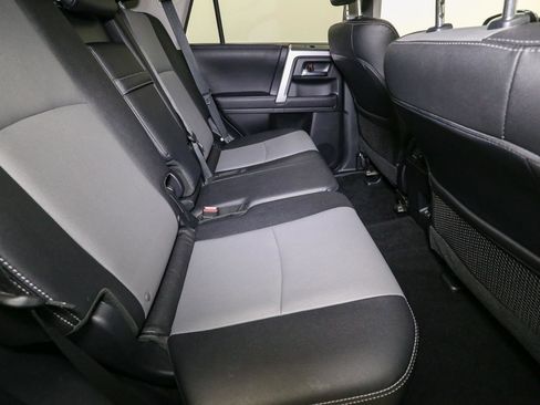 Used 2022 Toyota 4Runner SR5 Premium image 23