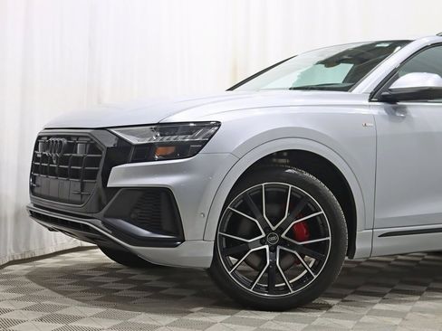 Used 2021 Audi Q8 Prestige w/ Prestige Package image 2