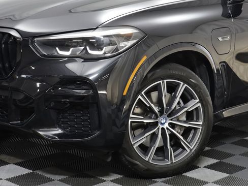 Used 2022 BMW X5 xDrive45e w/ M Sport Package AWD/4WD image 3