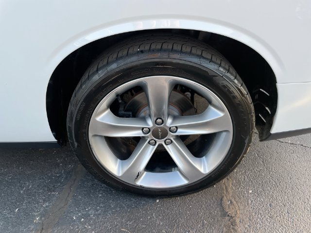 Used 2016 Dodge Challenger R/T RWD image 8