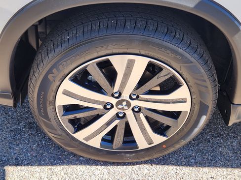 New 2025 Mitsubishi Outlander Sport SE image 7