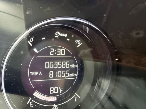 Used 2018 Honda HR-V EX image 14