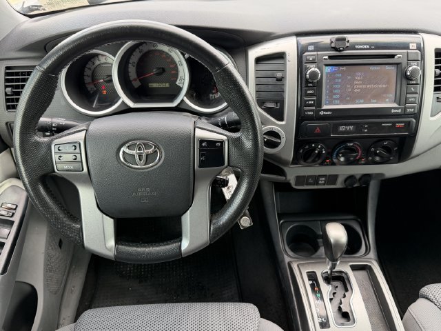 Used 2012 Toyota Tacoma 4x4 Double Cab w/ TRD Off-Road Pkg image 13