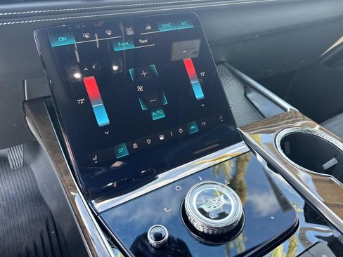 New 2025 Cadillac Escalade Sport Platinum w/ LPO, Floor Liner Package image 28