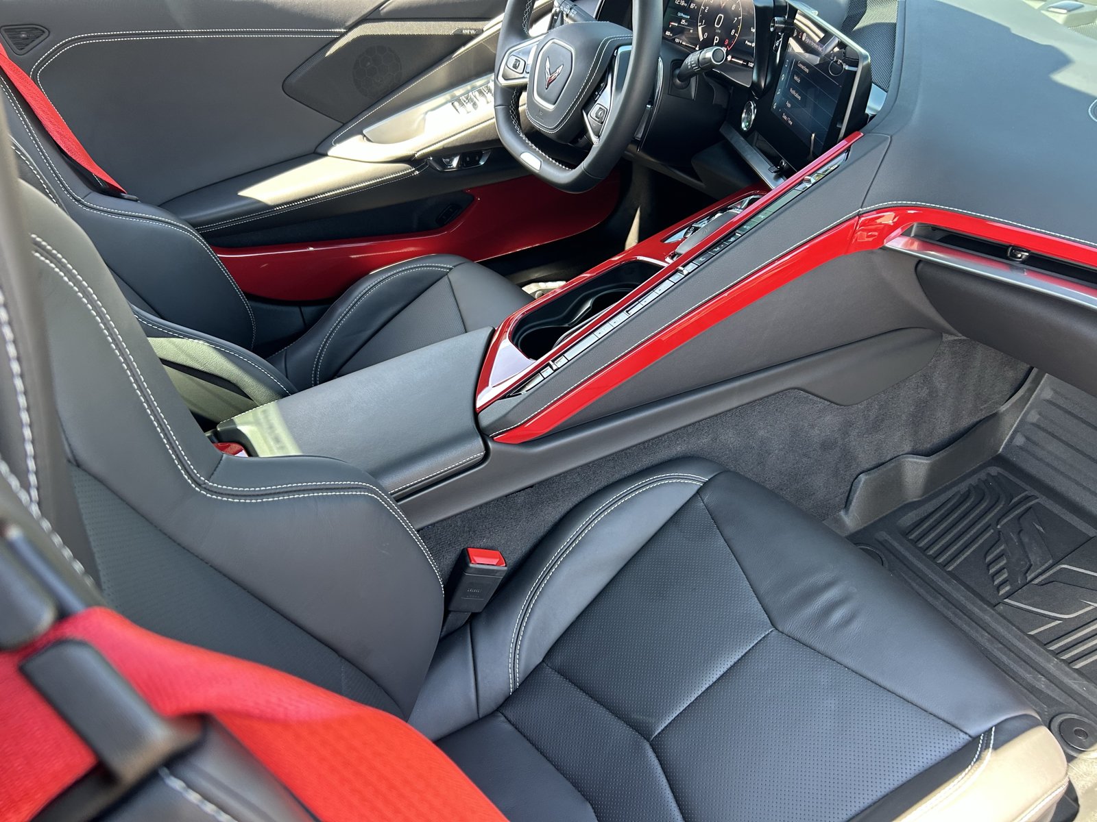Used 2025 Chevrolet Corvette Z06 w/ Battery Protection Package RWD image 13