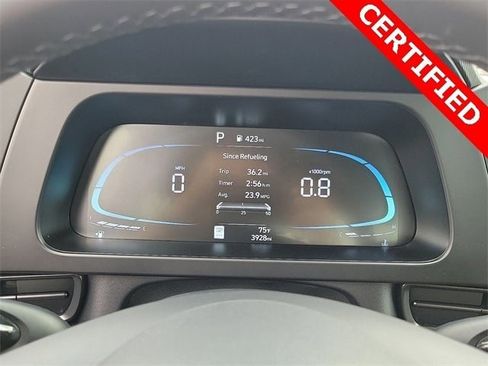 Certified 2025 Hyundai Elantra Sport image 7