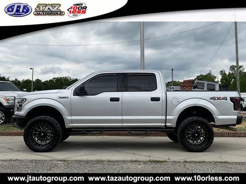 Used 2017 Ford F150 XLT AWD/4WD image 4
