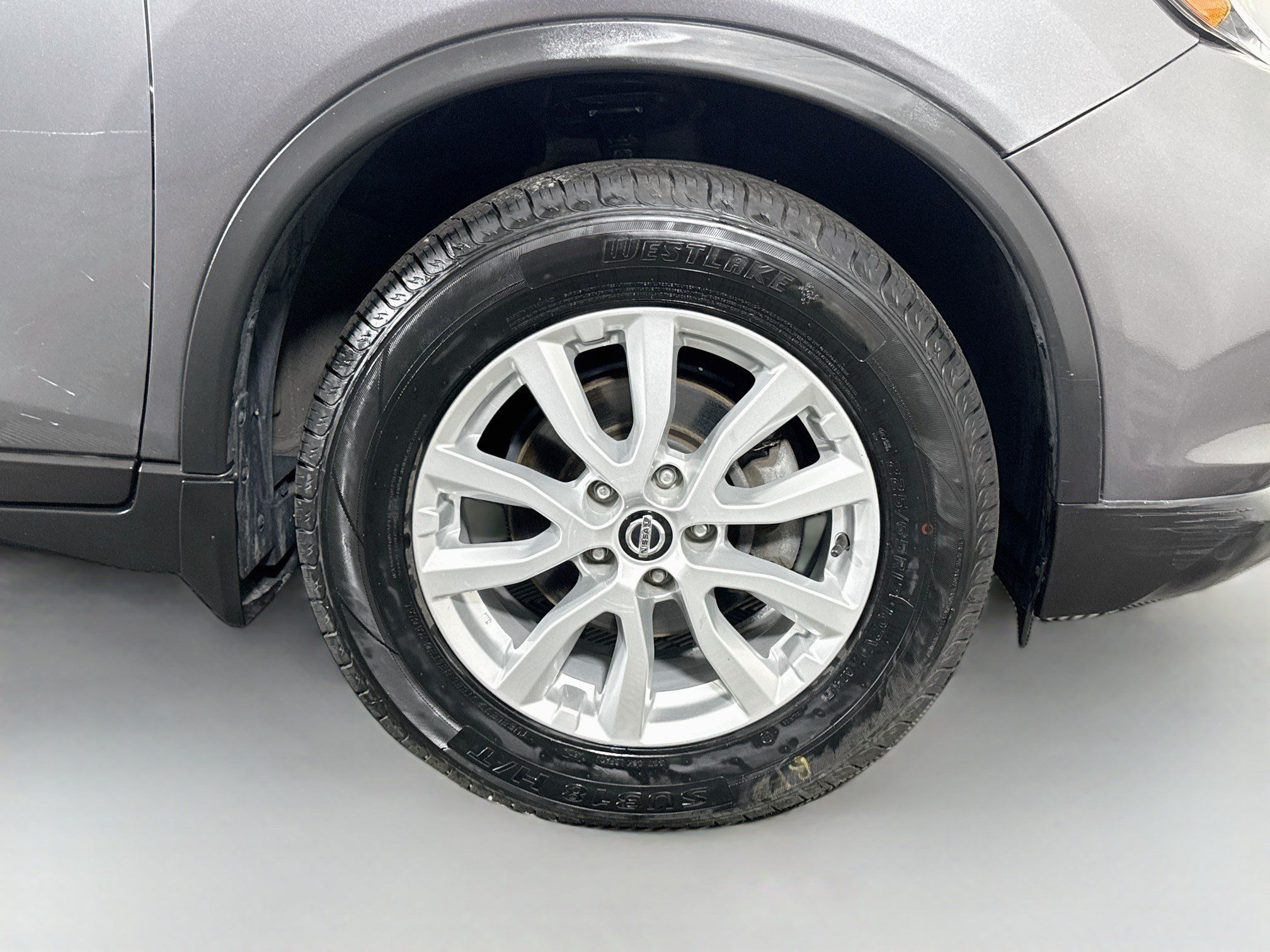 Used 2020 Nissan Rogue SV AWD/4WD image 32