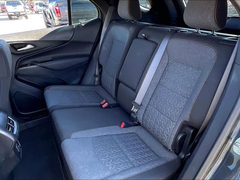 Used 2023 Chevrolet Equinox LT image 38