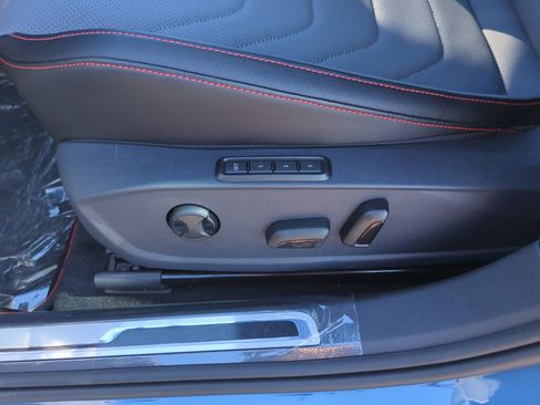 New 2026 Volkswagen Jetta GLI Autobahn FWD image 14