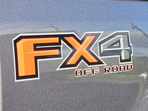 Used 2020 Ford F250 Lariat w/ Lariat Value Package image 12