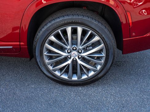 New 2026 Buick Enclave Avenir image 9