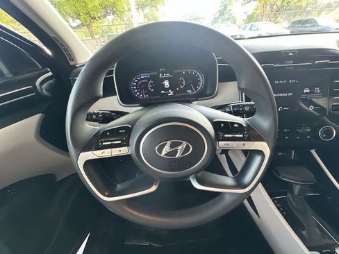 Used 2024 Hyundai Tucson SE FWD image 15
