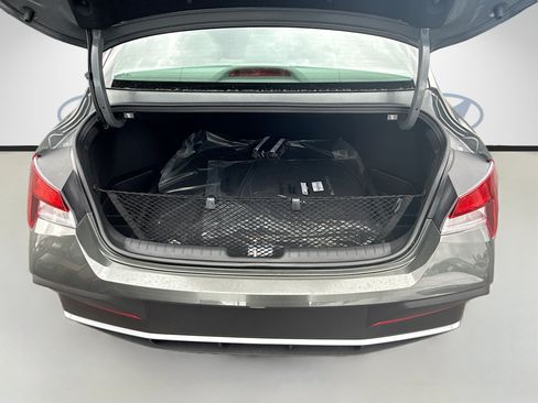 New 2026 Hyundai Elantra Sport FWD image 18