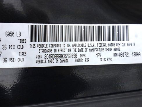 Used 2019 Dodge Grand Caravan SE w/ UConnect Hands-Free Group image 40