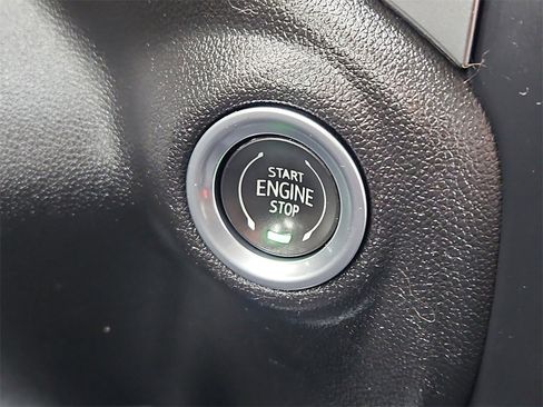 Used 2019 Chevrolet Silverado 1500 LT w/ All-Star Edition image 23