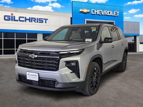 New 2026 Chevrolet Traverse LT w/ Midnight/Sport Edition FWD image 3