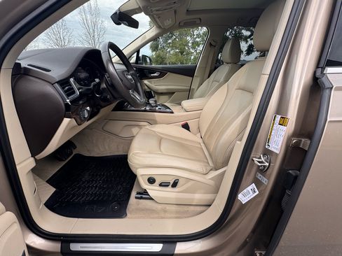 Used 2018 Audi Q7 3.0T Prestige image 30