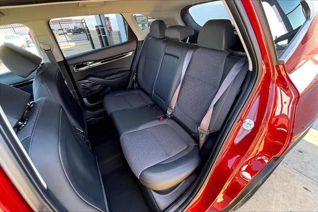 Used 2026 Kia Seltos S AWD/4WD image 26