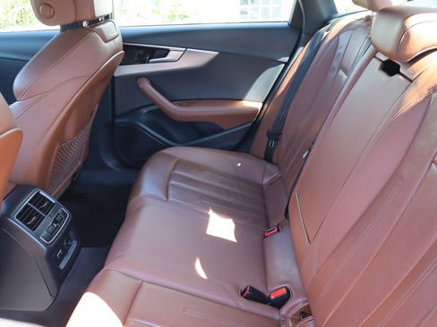 Used 2022 Audi A4 2.0T Premium Plus w/ Premium Plus Package AWD/4WD image 30