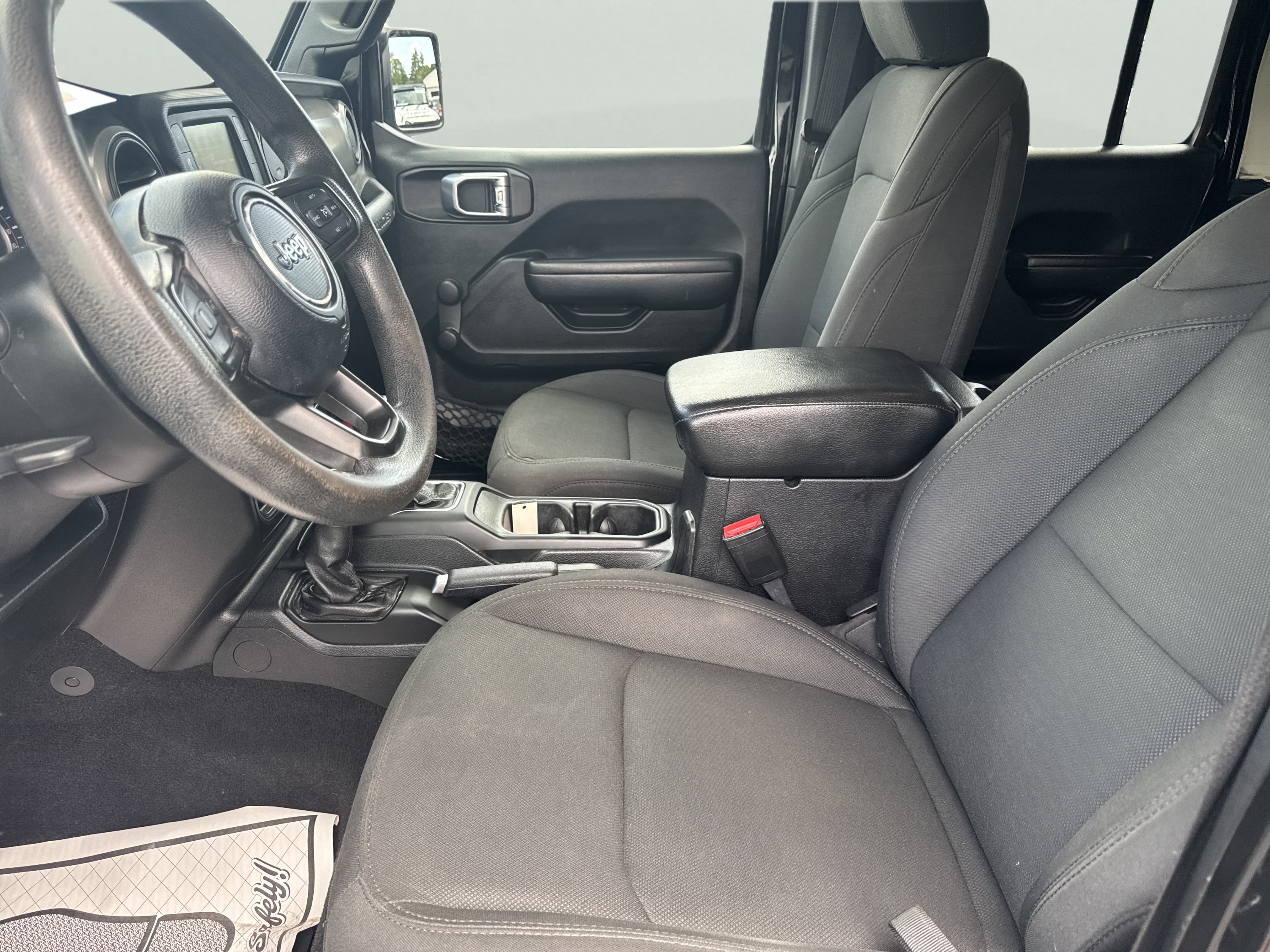 Used 2021 Jeep Wrangler Unlimited Sport AWD/4WD image 11