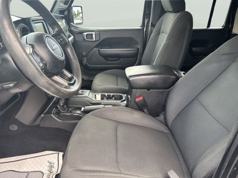 Used 2021 Jeep Wrangler Unlimited Sport AWD/4WD image 11