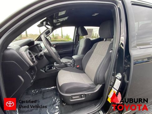 Used 2023 Toyota Tacoma TRD Off-Road AWD/4WD image 33