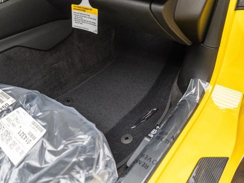 Used 2026 Chevrolet Corvette ZR1 w/ ZR1 Carbon Fiber Aero Package image 83