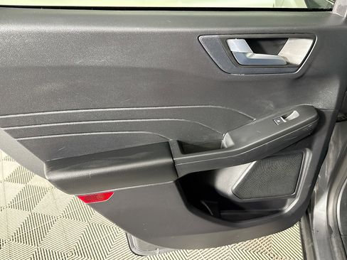 Used 2022 Ford Escape Titanium w/ Class II Trailer Tow Package image 25