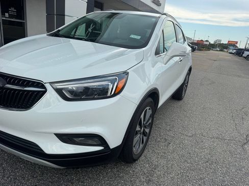 Used 2019 Buick Encore Essence FWD image 5