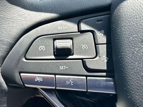 Used 2023 Cadillac XT6 Premium Luxury AWD/4WD image 32
