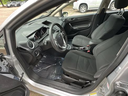 Used 2018 Ford Fiesta SE FWD image 17