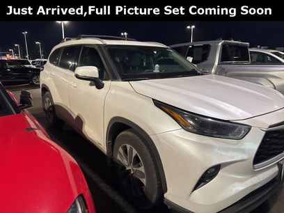 Certified 2022 Toyota Highlander XLE