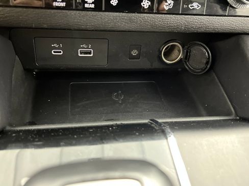 Used 2024 Mitsubishi Outlander SE FWD image 59