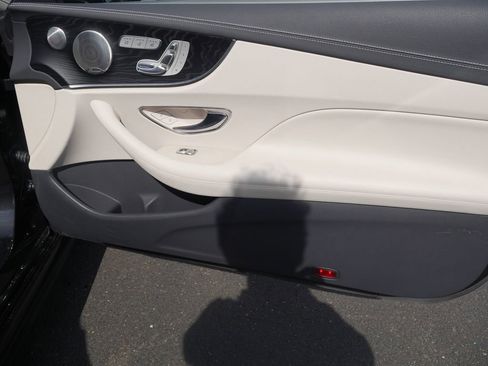 Used 2022 Mercedes-Benz E 450 4MATIC Cabriolet image 22