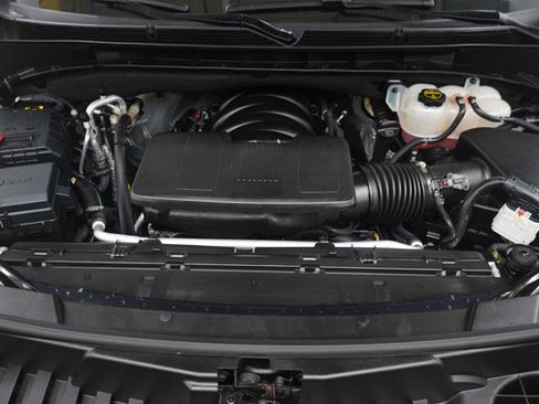 Used 2025 GMC Yukon Denali w/ Denali Reserve Package image 30