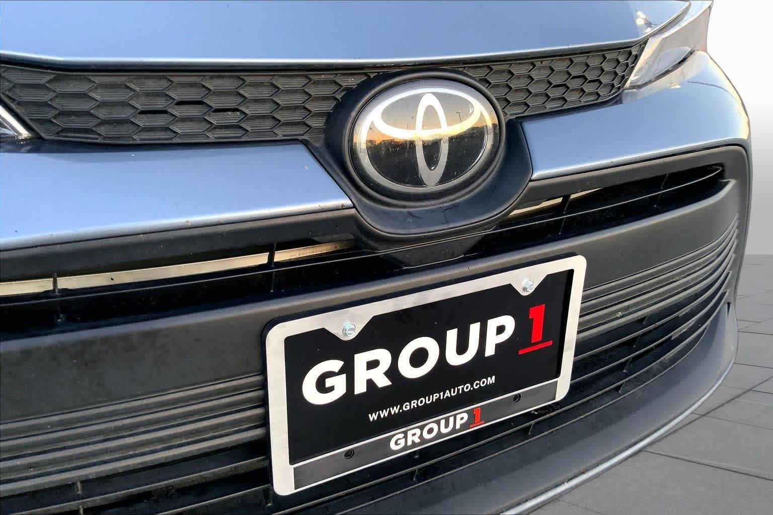 Used 2024 Toyota Corolla LE FWD image 29