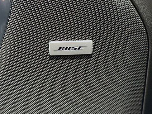 Used 2023 GMC Yukon XL AT4 w/ Technology Package AWD/4WD image 19