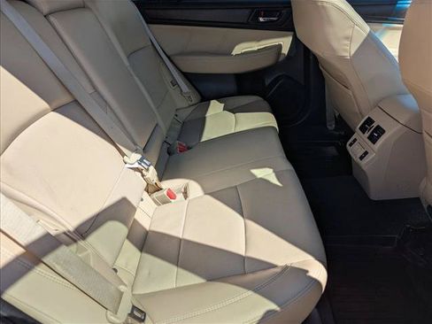 Used 2019 Subaru Outback 2.5i Limited AWD/4WD image 20