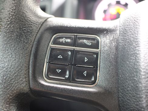Used 2013 RAM 2500 Tradesman w/ Chrome Appearance Group AWD/4WD image 7
