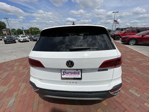 Used 2022 Volkswagen Taos SE FWD image 31