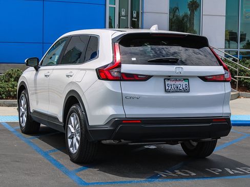 Certified 2026 Honda CR-V EX image 9